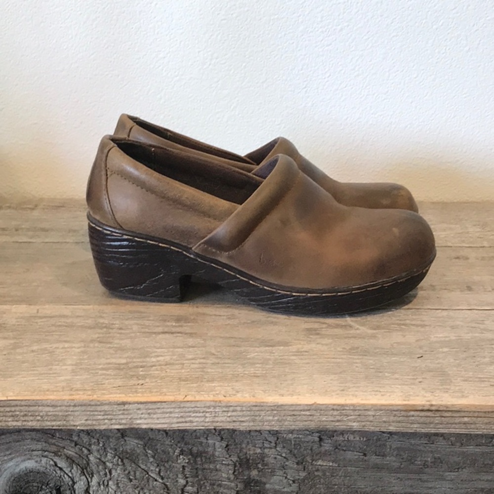 Boc Born Clogs